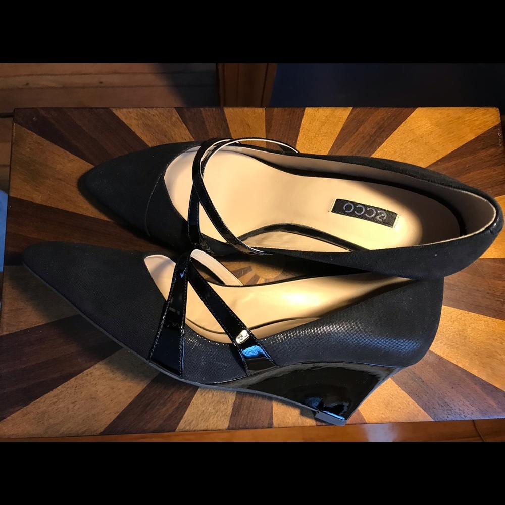Black Wedge Shoes